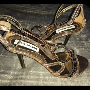 NWOT Steve Madden Heels w/ Swarovski Crystals